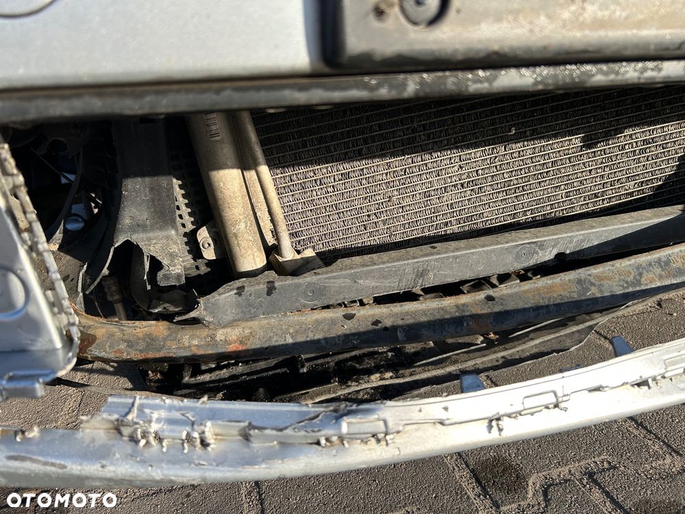 Volkswagen Passat - 13