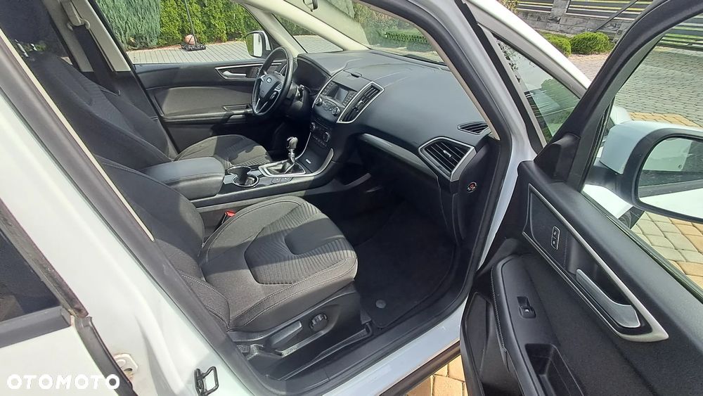 Ford S-Max - 8