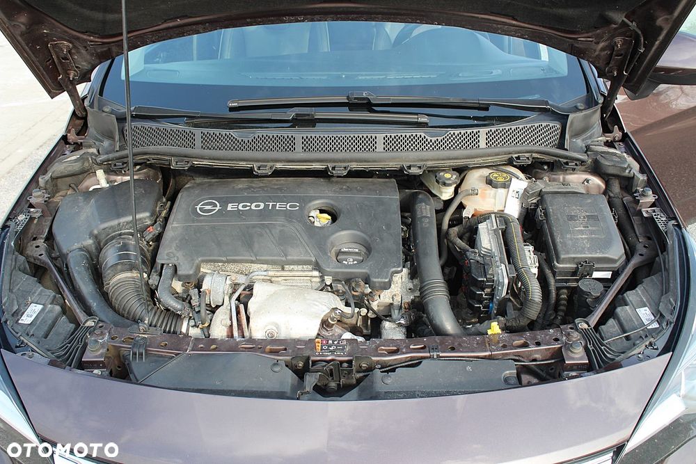 Opel Astra 1.6 T GPF Dynamic S&S - 36