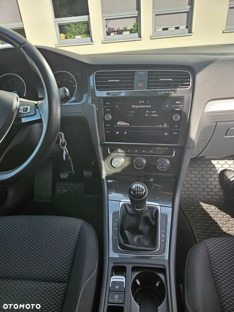 Volkswagen Golf 1.0 TSI Trendline - 16