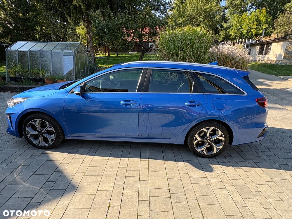 Kia Ceed - 25