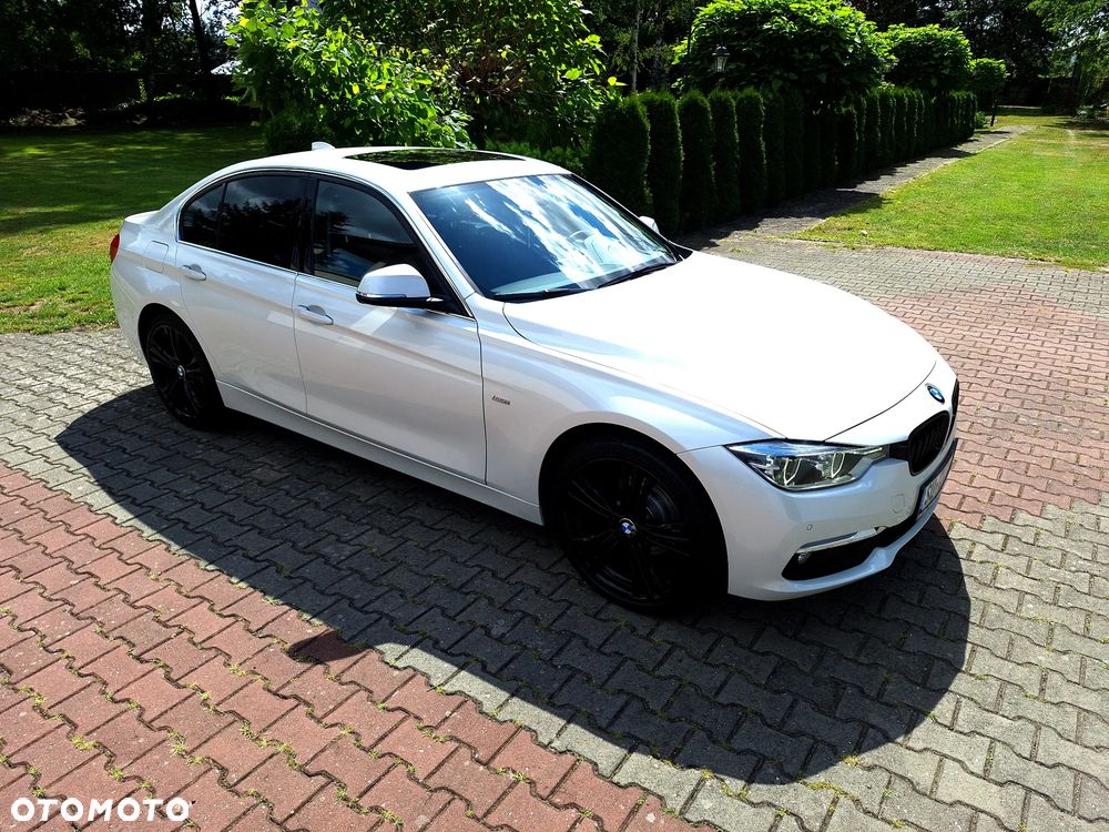 BMW Seria 3 320i Luxury Line - 1