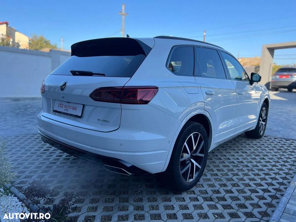 Volkswagen Touareg V6 TSI eHybrid PHEV R - 6