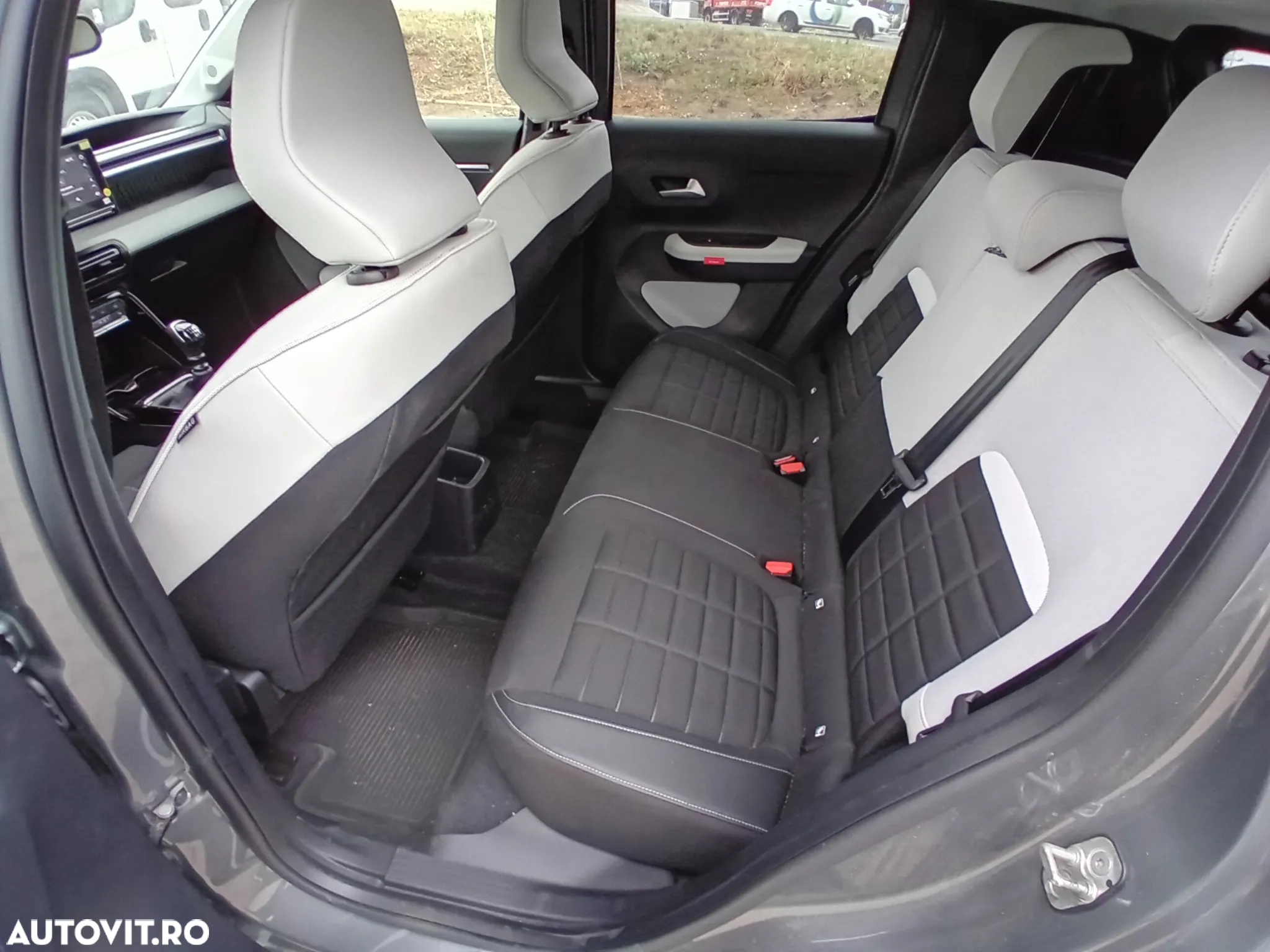 Citroën C3 1.2 PureTech 100 S&S BVM6 MAX - 13