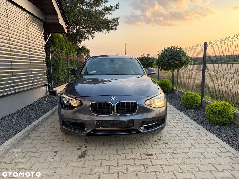 BMW Seria 1 116i Sport Line - 2