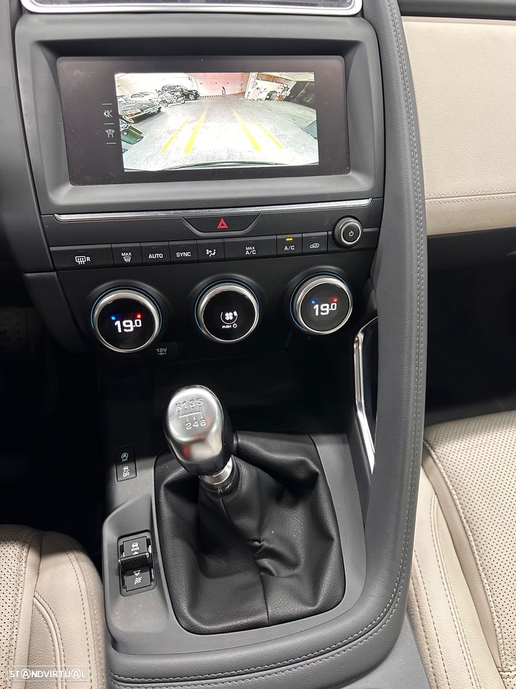 Jaguar E-Pace 2.0 i4D R-Dynamic S - 16