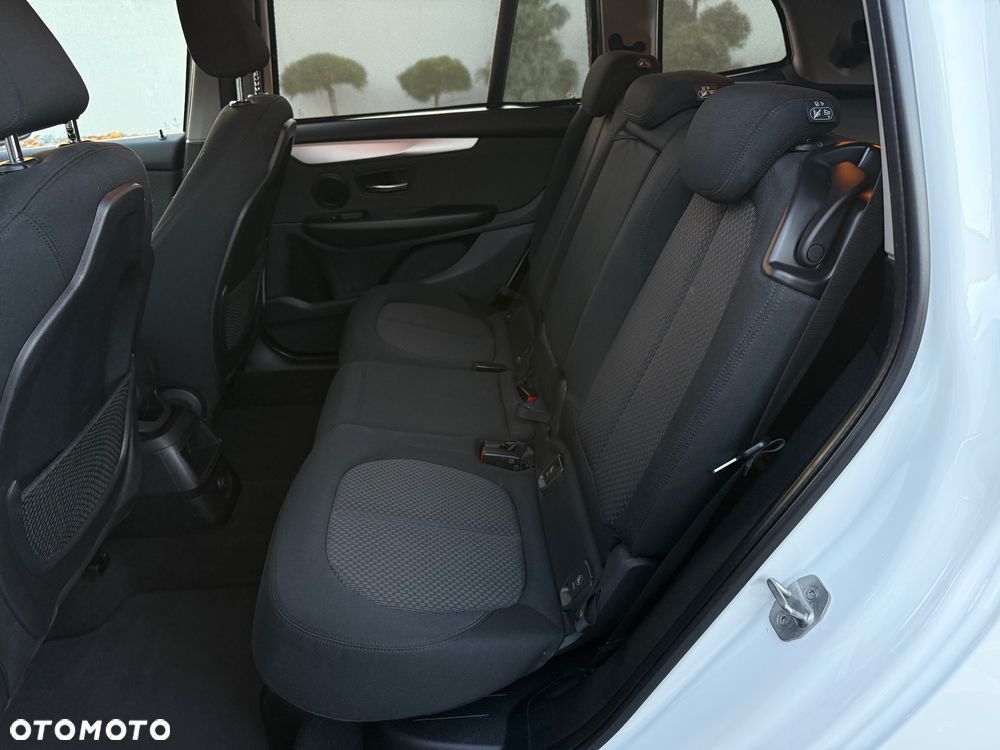 BMW Seria 2 - 23
