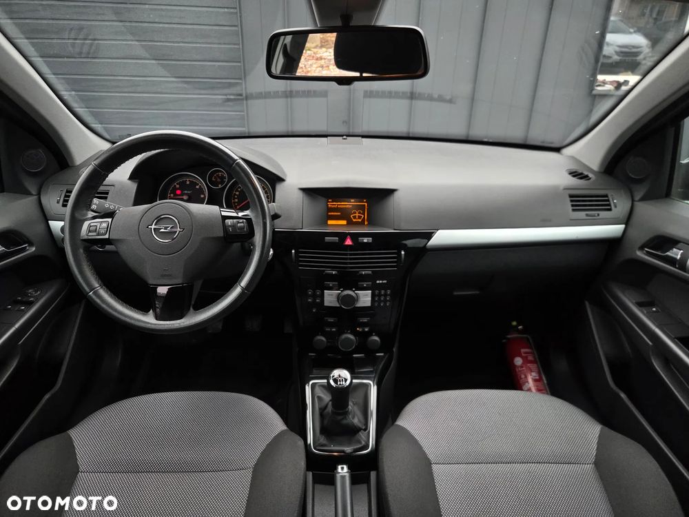 Opel Astra 1.7 CDTI DPF - 18