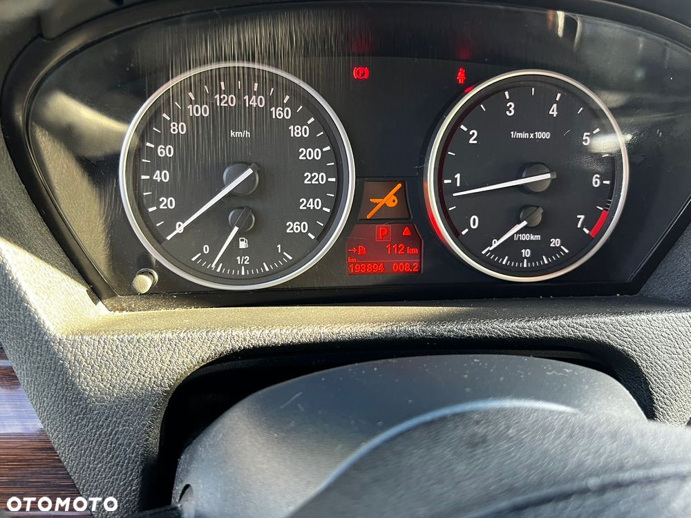 BMW X5 4.8i xDrive - 28