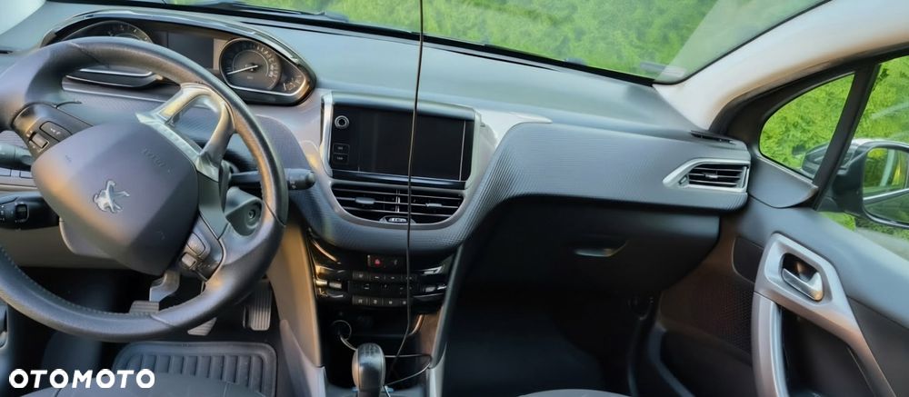 Peugeot 2008 PureTech 82 Style - 4