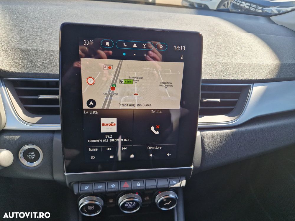 Renault Captur PHEV 160 Techno - 18