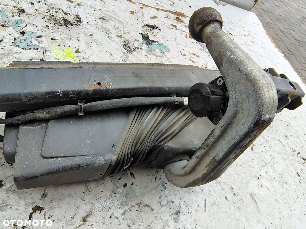 HAK HOLOWNICZY BMW 5 GT F07 - 3