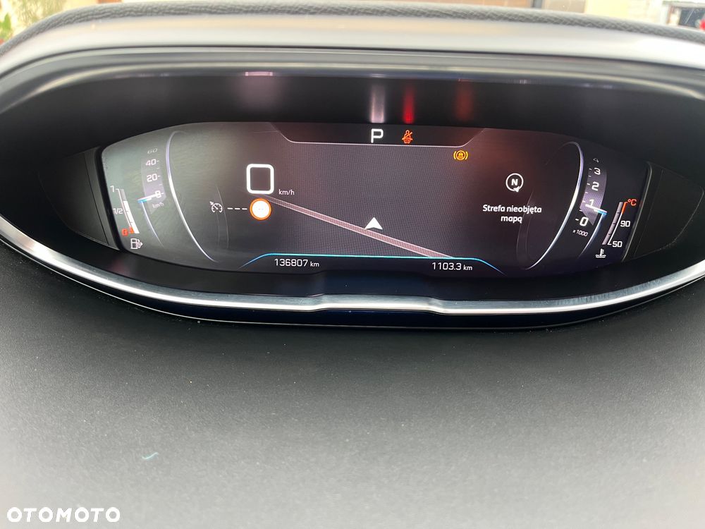 Peugeot 5008 PureTech 130 EAT8 Stop & Start Allure Pack - 28