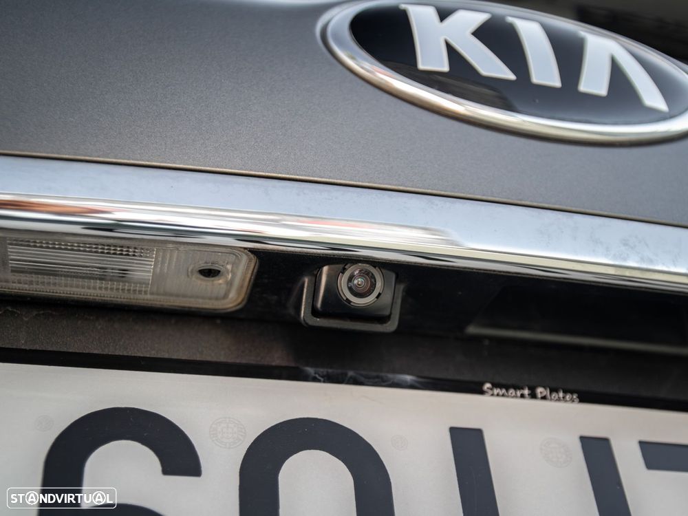 Kia Carens 1.7 CRDi ISG TX - 17