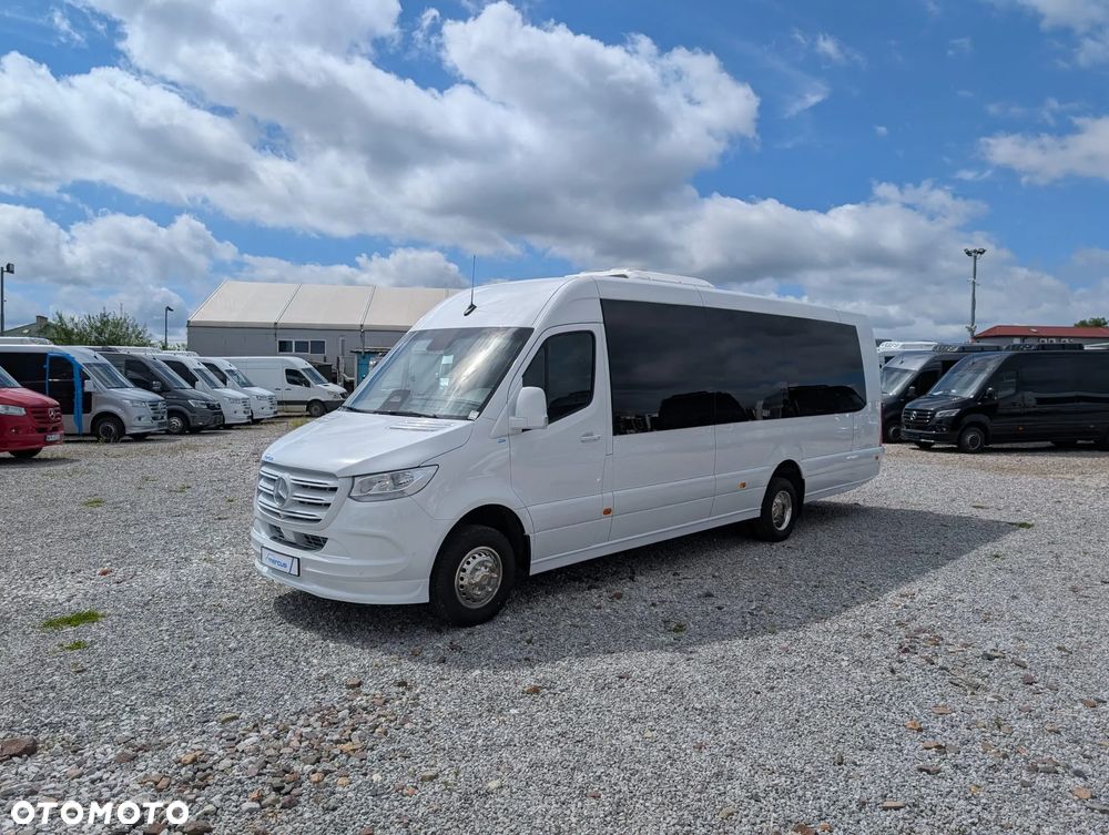 Mercedes-Benz Sprinter 517 - 11