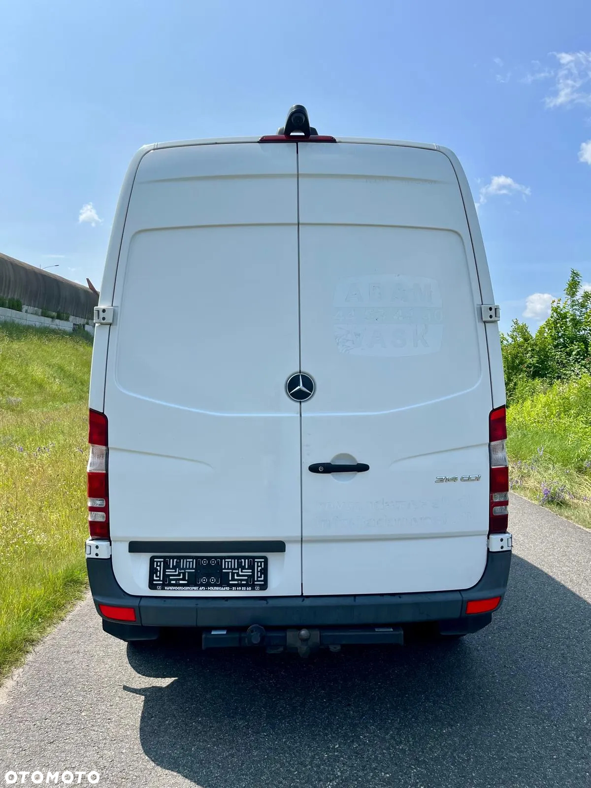 Mercedes-Benz Sprinter - 4