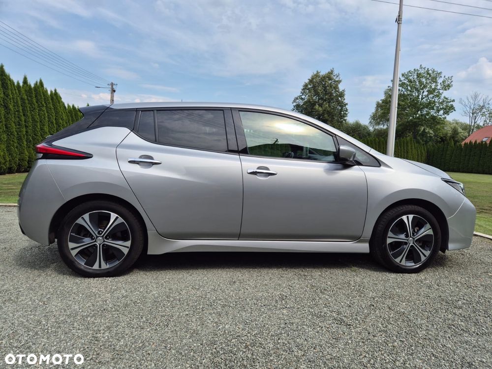 Nissan Leaf - 4