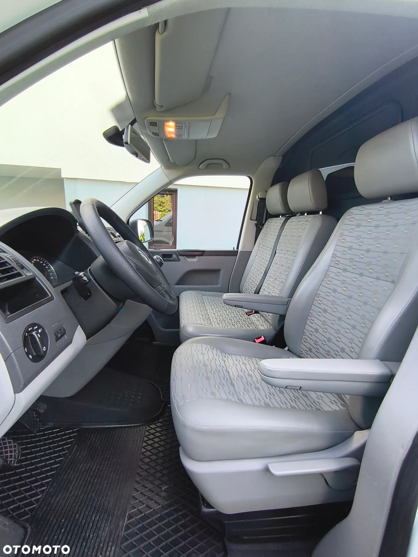 Volkswagen Transporter - 5