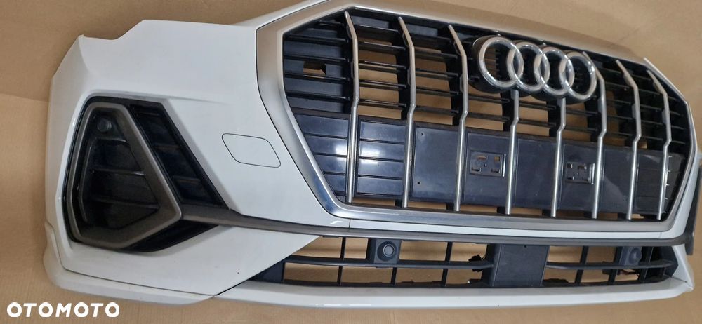 ZDERZAK PRZOD AUDI Q3 II S-LINE 83A 2018-2025 4xPDC - 4