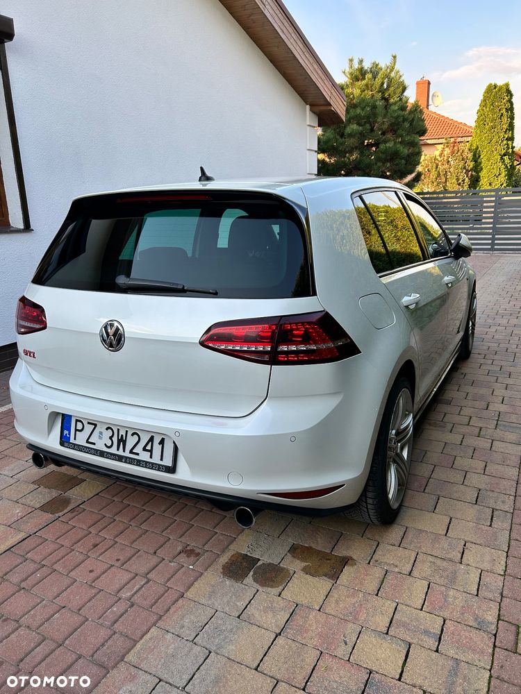 Volkswagen Golf VII 2.0 TSI BMT GTI - 6