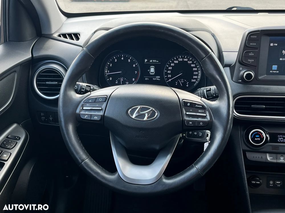 Hyundai KONA - 14