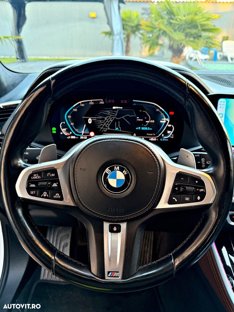 BMW X5 xDrive45e - 17