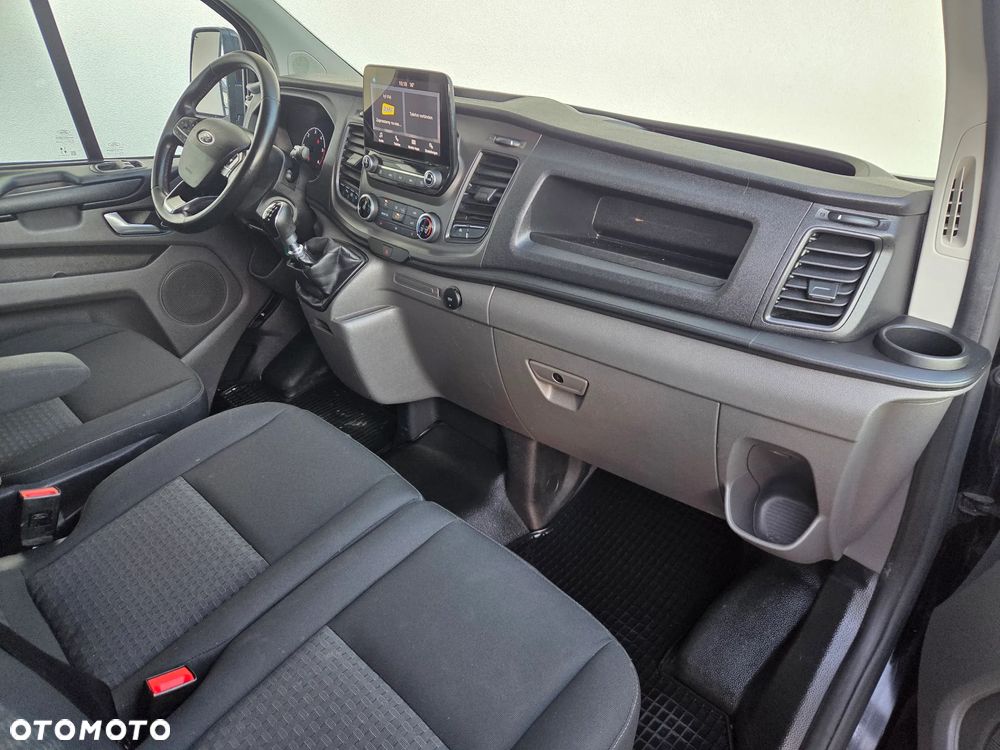 Ford Transit Custom - 11