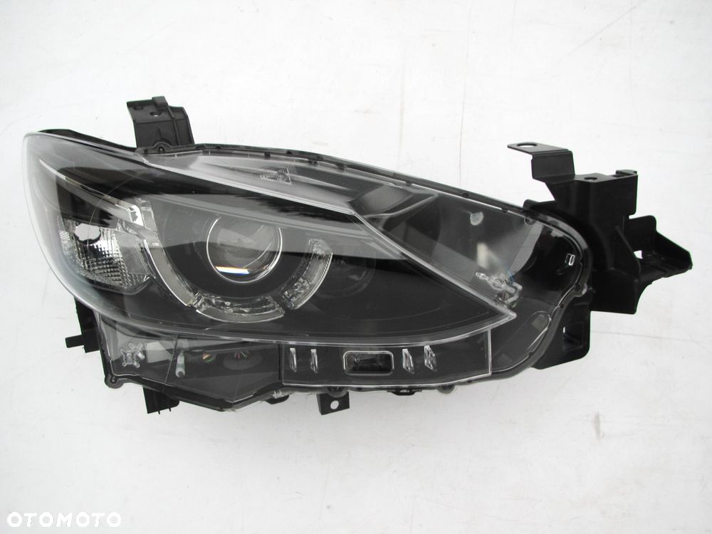 MAZDA 6 2015 - 2018 reflektory LED L+R 2 soczewki - 2
