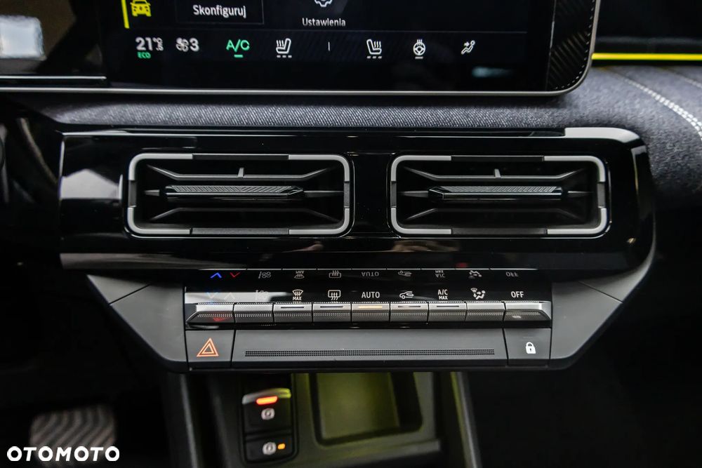 Renault 5 52kWh Comfort Range Techno - 23