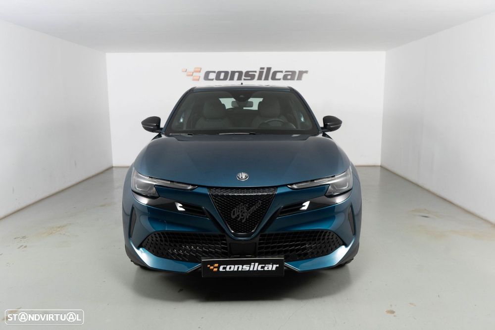 Alfa Romeo Junior Elletrica 50 kWh Launch Edition - 3