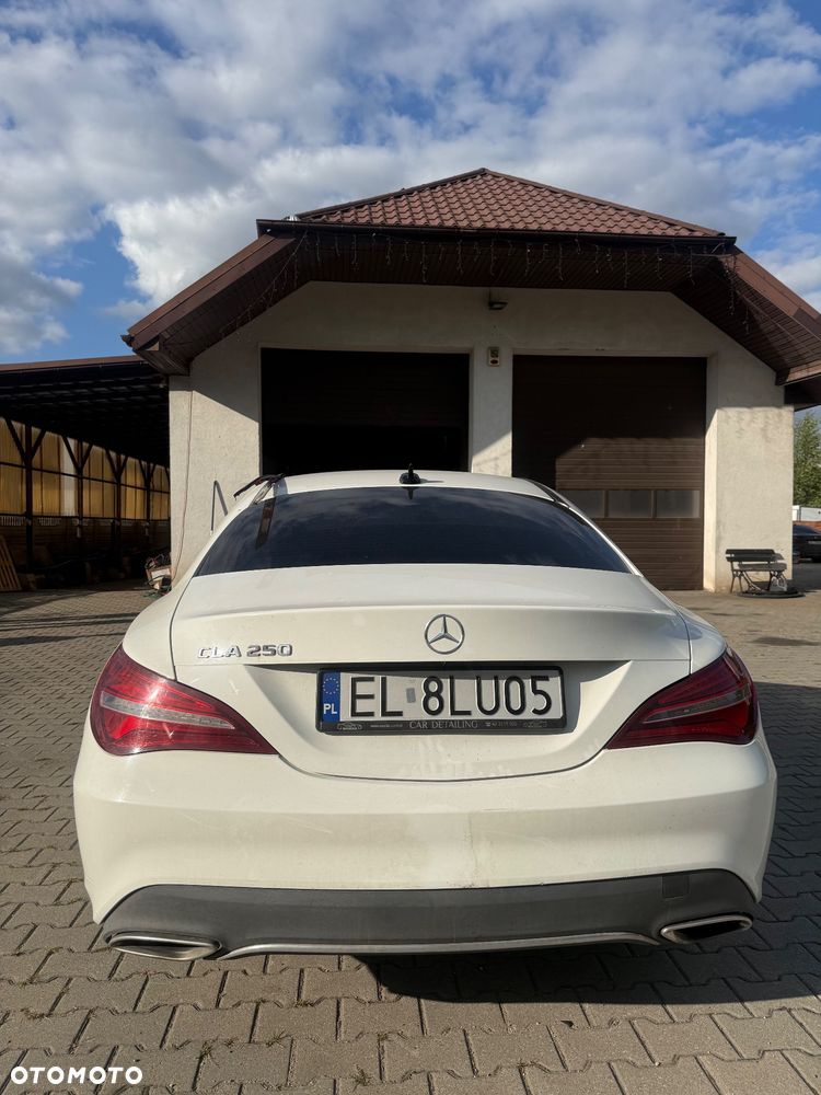 Mercedes-Benz CLA 250 7G-DCT - 6