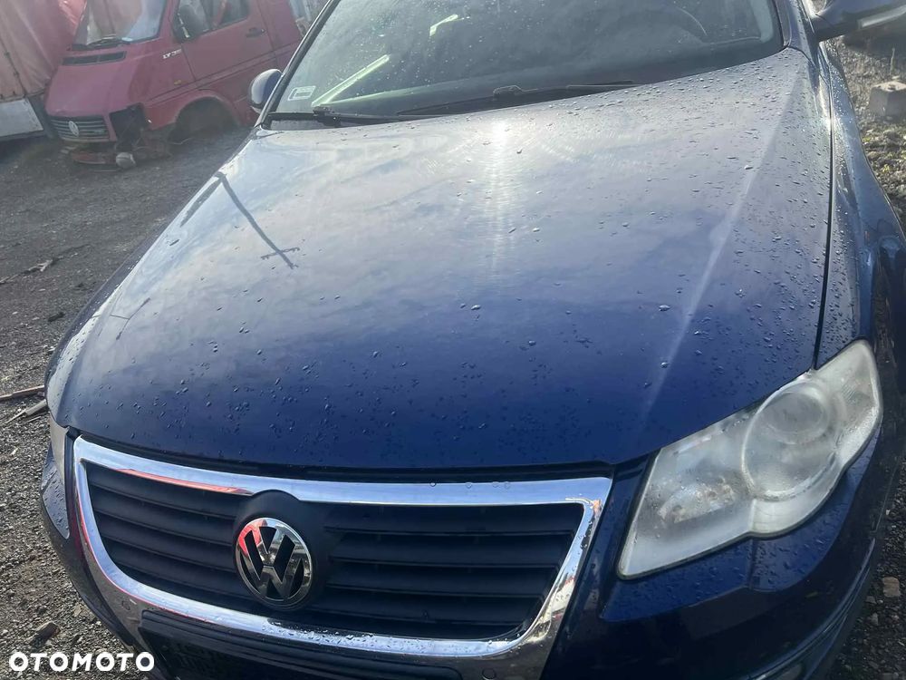 Maska, pokrywa Volkswagen Passat B6 Kombi 3C !! SUPER STAN