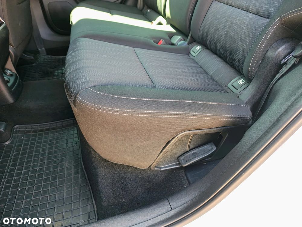 Kia Sportage 1.6 CRDI MHEV M 2WD DCT - 20