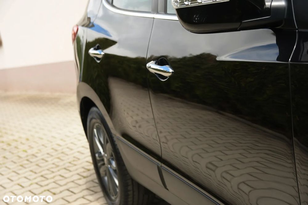 Hyundai ix35 1.6 2WD Fifa World Cup Edition - 14