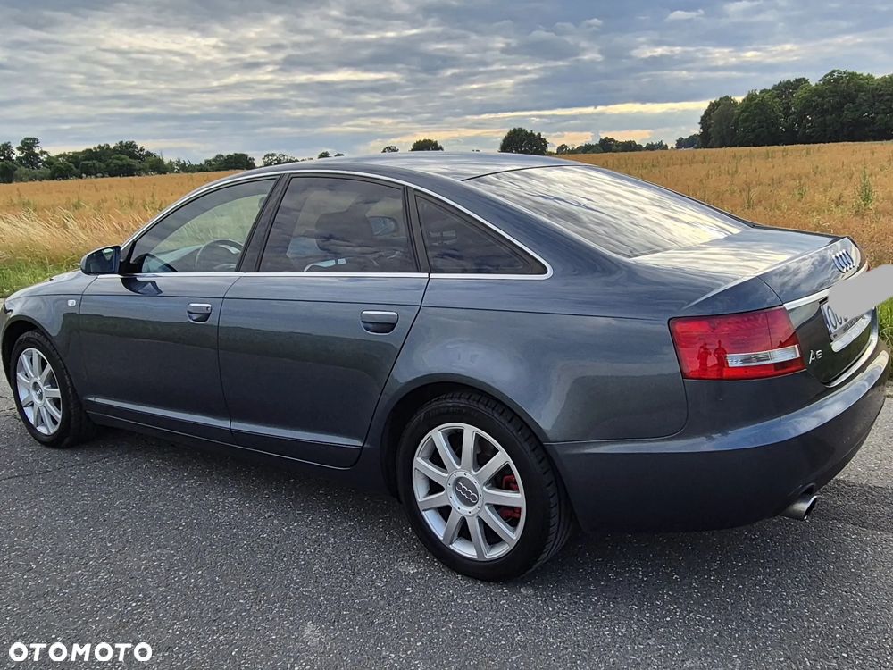 Audi A6 Limousine 2.4 - 7