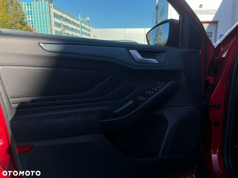 Ford Focus 1.0 EcoBoost Hybrid ACTIVE X - 17