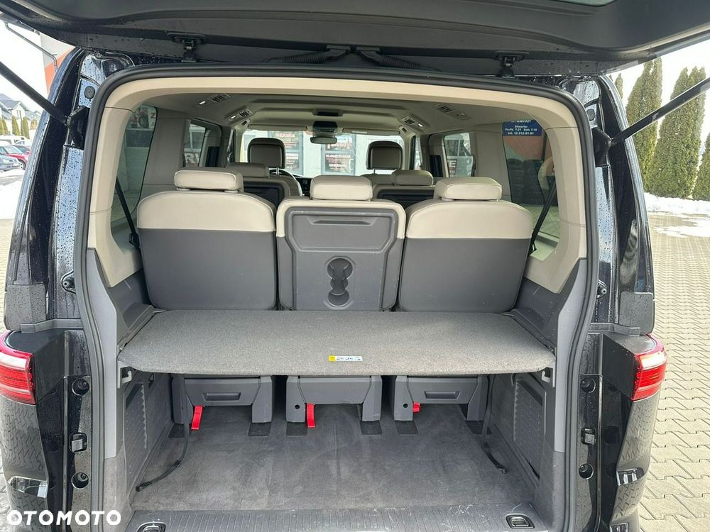 Volkswagen Multivan - 24