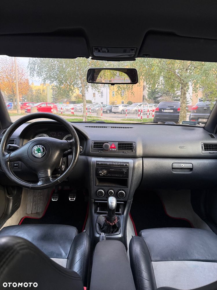 Skoda Octavia 1.8T RS - 8