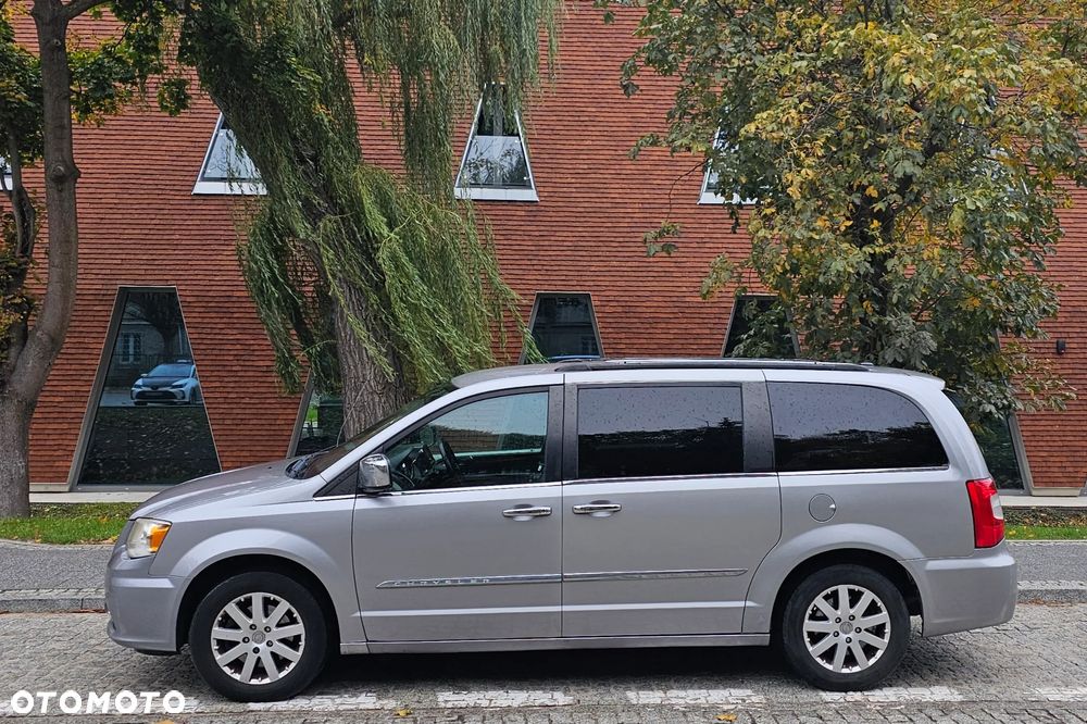 Chrysler Town & Country