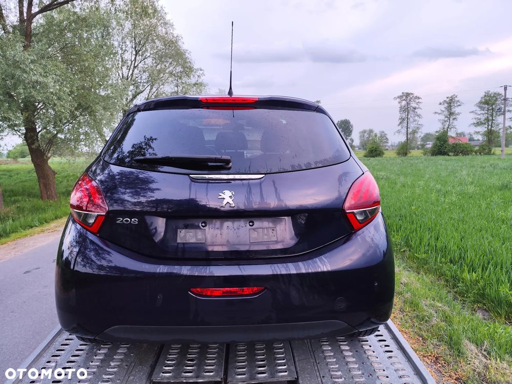 Peugeot 208 PureTech 82 Stop & Start Signature - 5