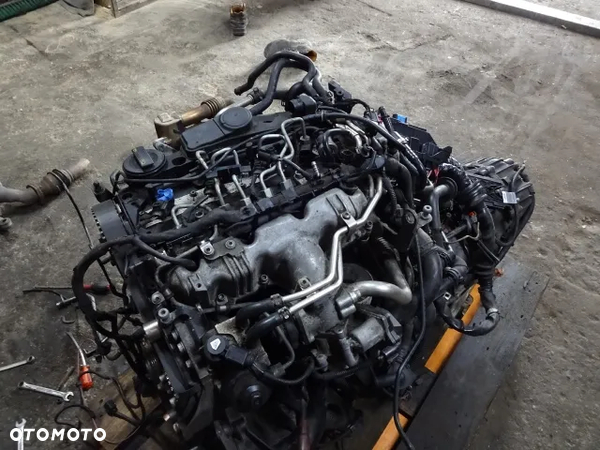Kompletny silnik Audi A4  2.0tdi CAGA136KM