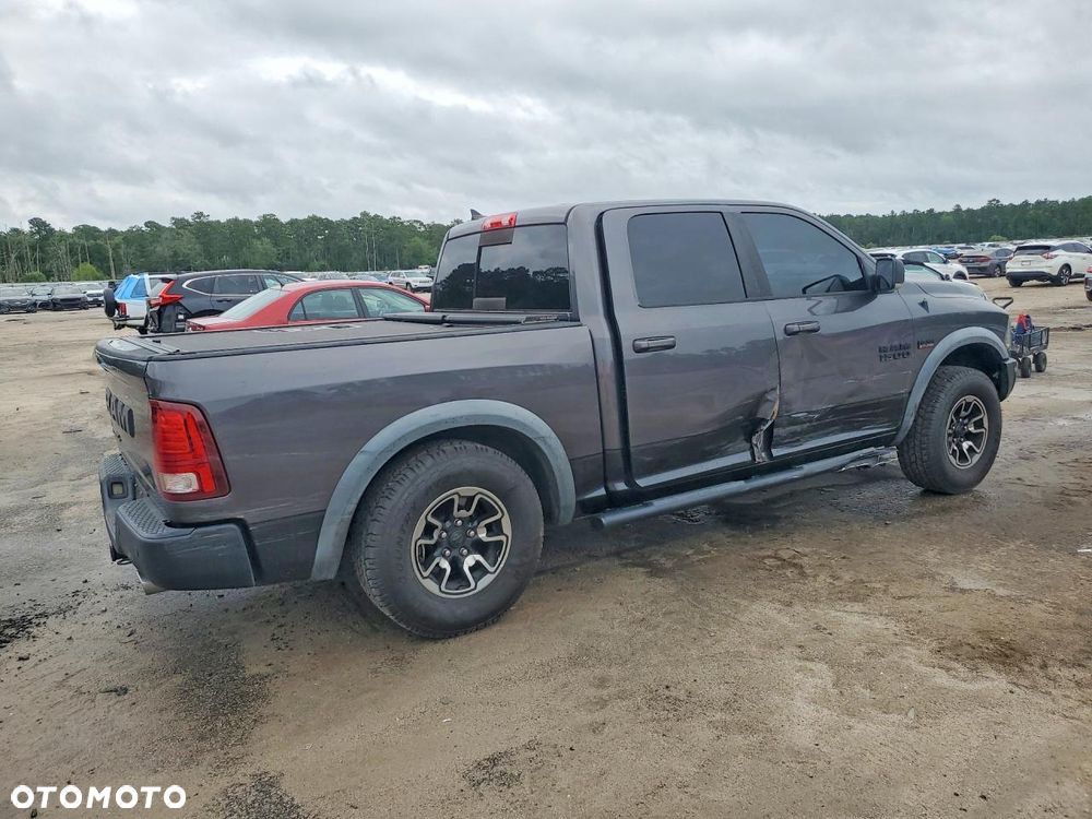 Dodge RAM 5.7 4x4 - 6