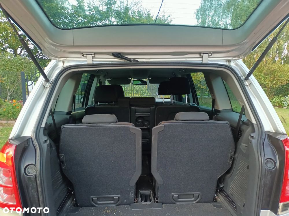 Opel Zafira - 11