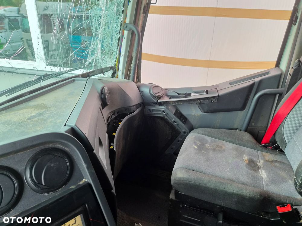 Renault GAMA T520 - 14