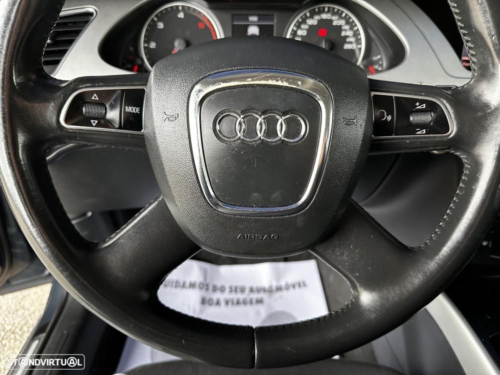 Audi A4 2.0 TDI Advance - 23