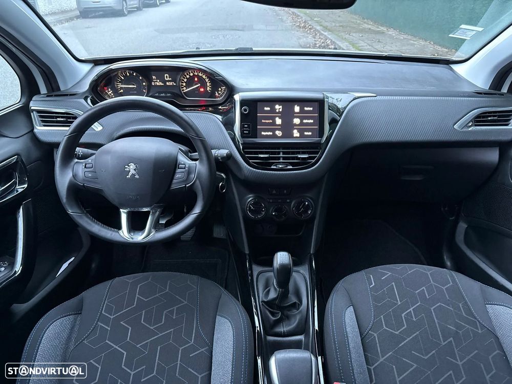 Peugeot 2008 1.2 PureTech Style - 5