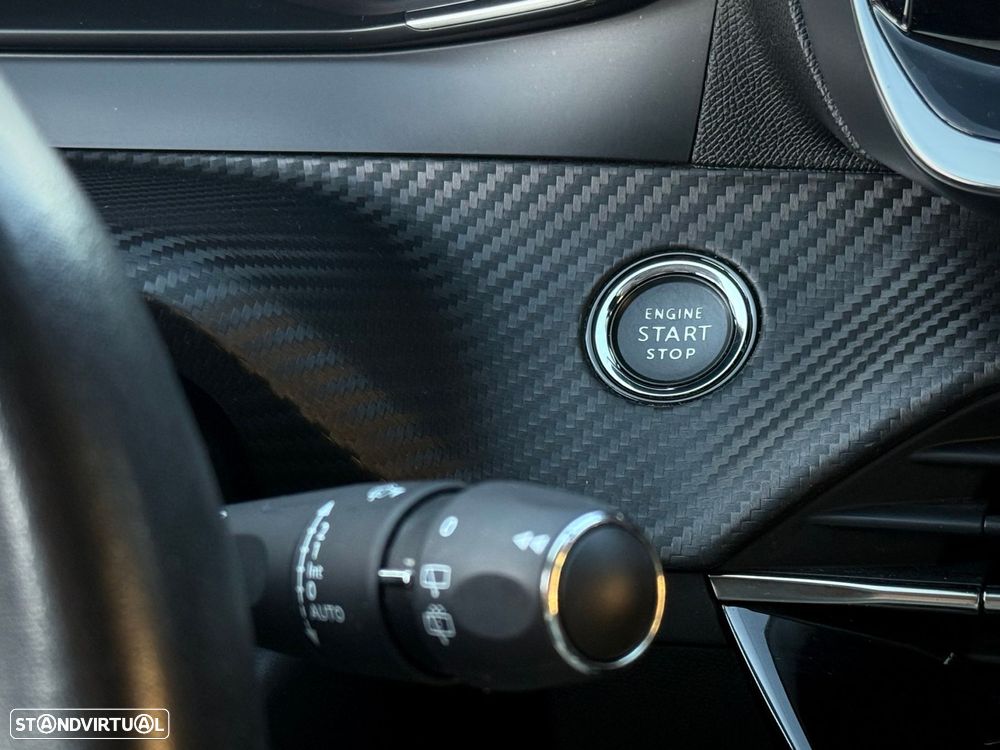 Peugeot 208 1.2 PureTech Allure Pack - 15