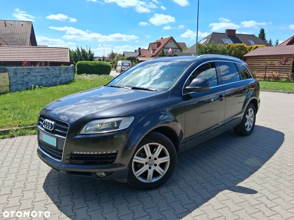 Audi Q7 - 17