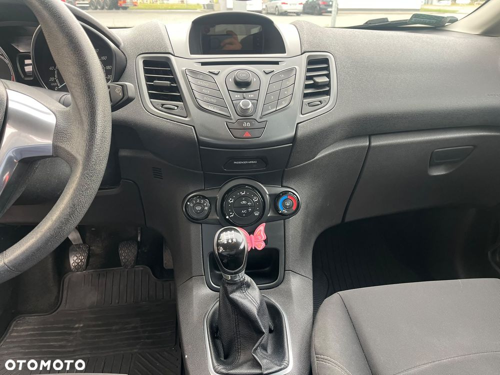 Ford Fiesta 1.25 Gold X EU5 - 10