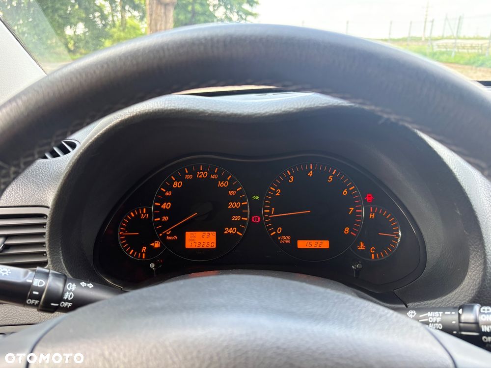 Toyota Avensis 1.8 VVT-i Edition - 36